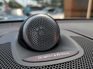 Volvo  XC60 Recharge R-Design, T8 AWD Plug-in Hybrid