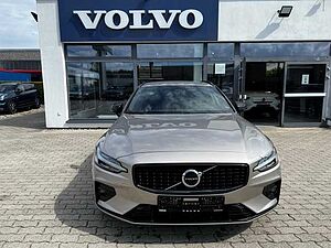 Volvo  V60 Plus, B4 Mild-Hybrid, Benzin, Dark