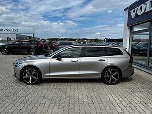 Volvo  V60 Plus, B4 Mild-Hybrid, Benzin, Dark