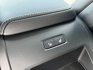 Volvo  V60 Plus, B4 Mild-Hybrid, Benzin, Dark