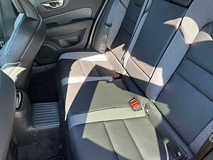 Volvo  V60 Plus, T6 AWD Plug-in Hybrid, Elektrisch/Benzin, Dark