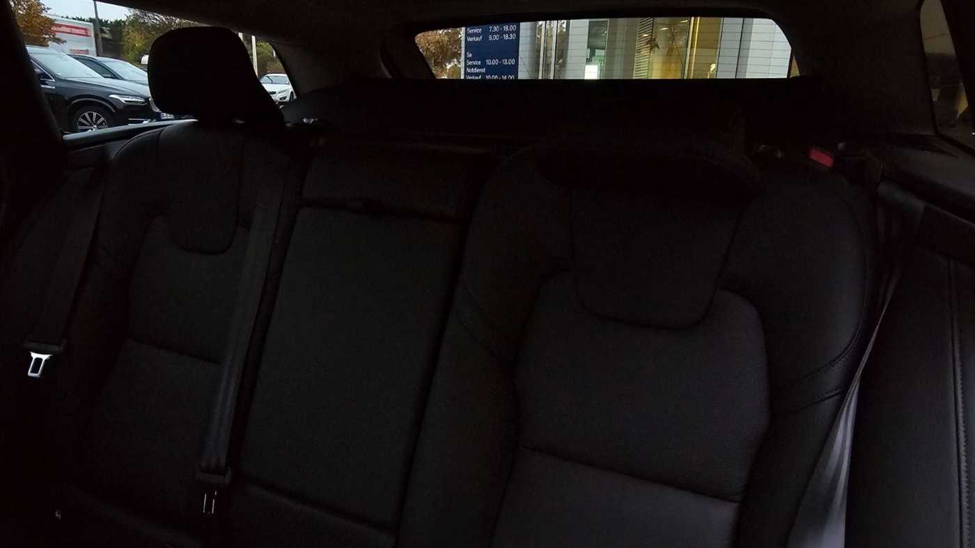 Volvo  B4 D AWD Plus Auto