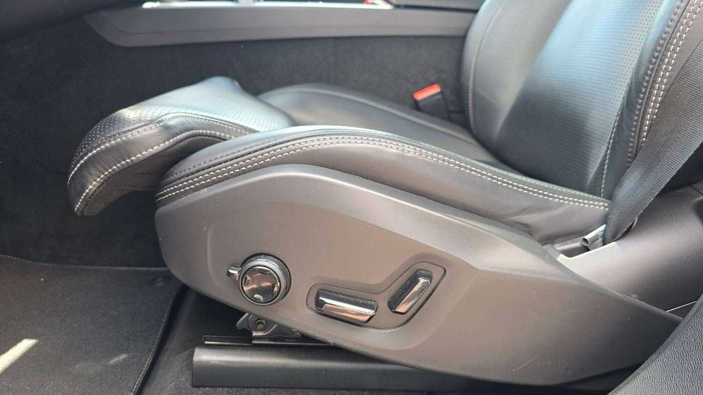 Volvo  T8 AWD Recharge R Design Geartronic