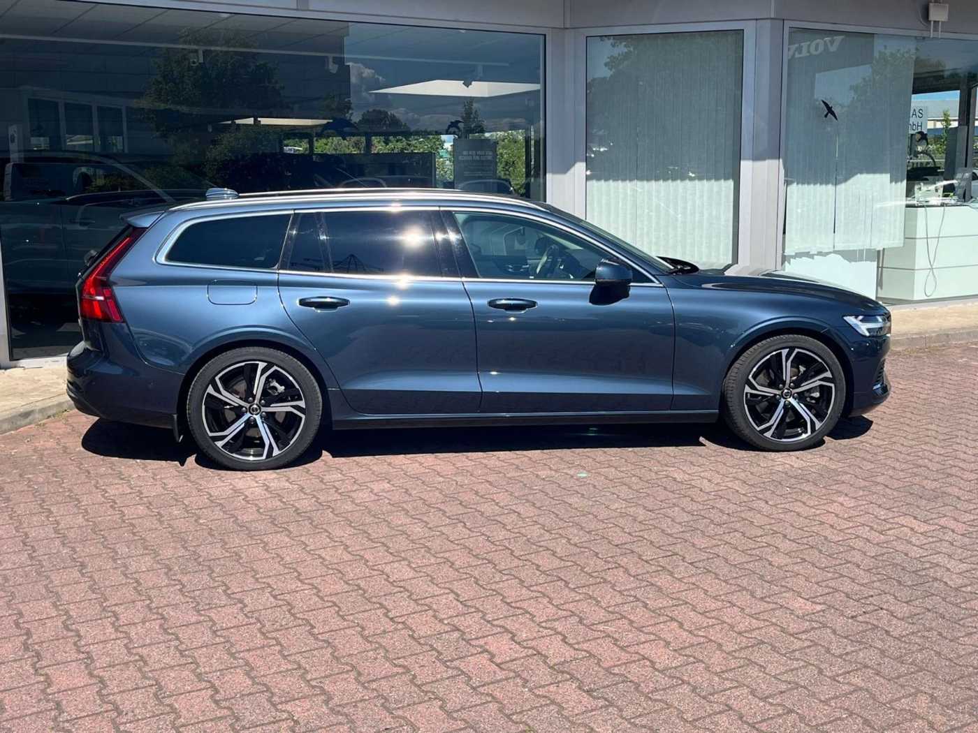 Volvo  T8 AWD Recharge Ultimate Bright Auto