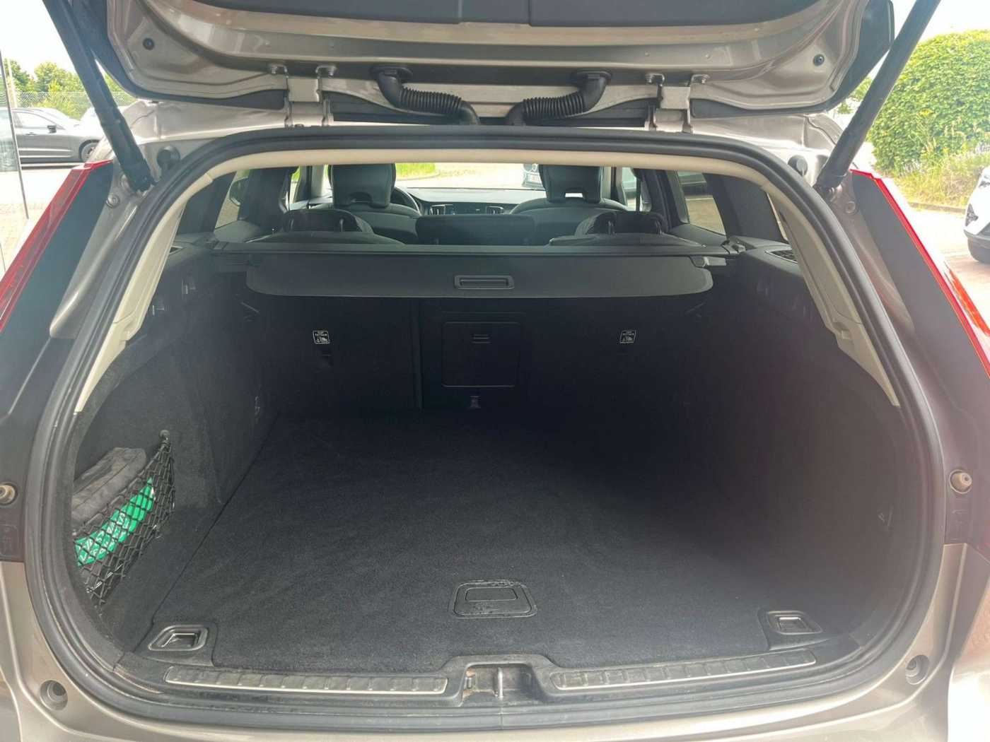Volvo  T6 Recharge AWD Geartronic Inscription