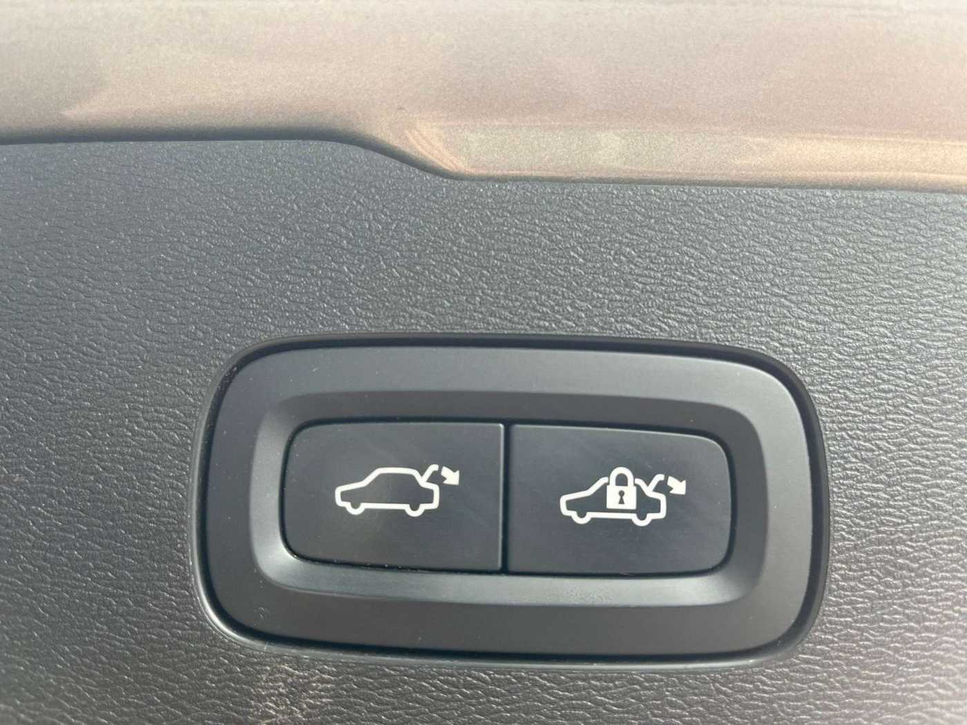 Volvo  T6 Recharge AWD Geartronic Inscription