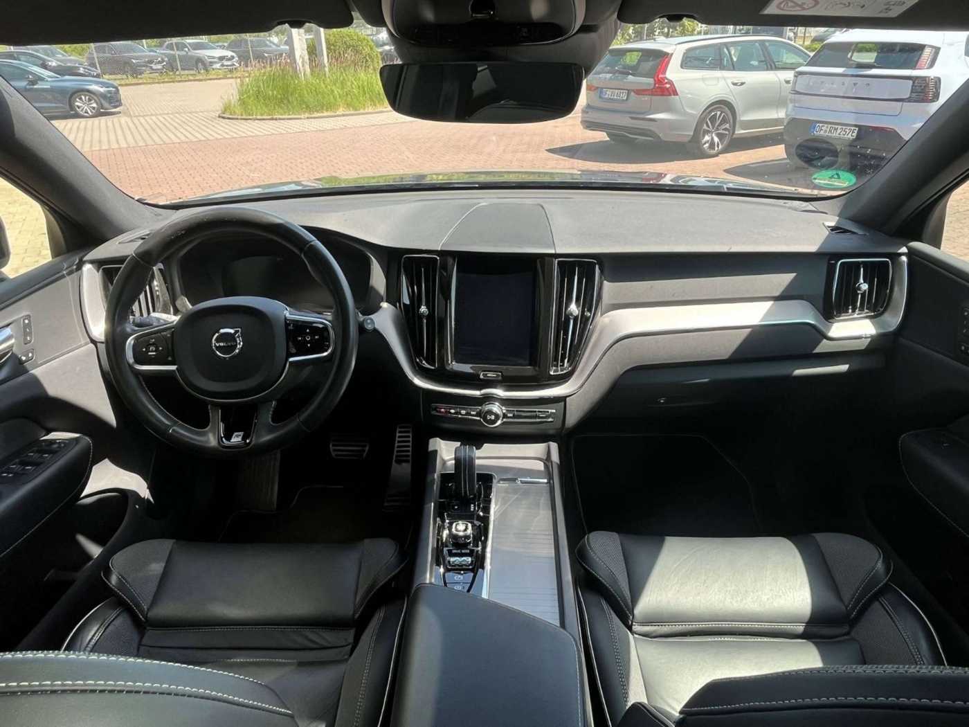 Volvo  T8 AWD Recharge R Design Geartronic