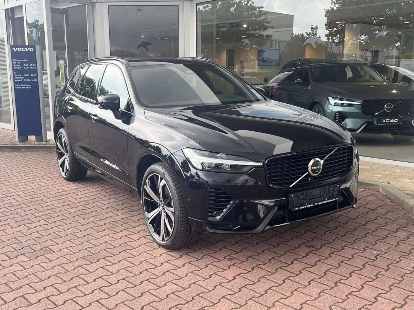 Volvo  T6 AWD Recharge Plus Dark Auto