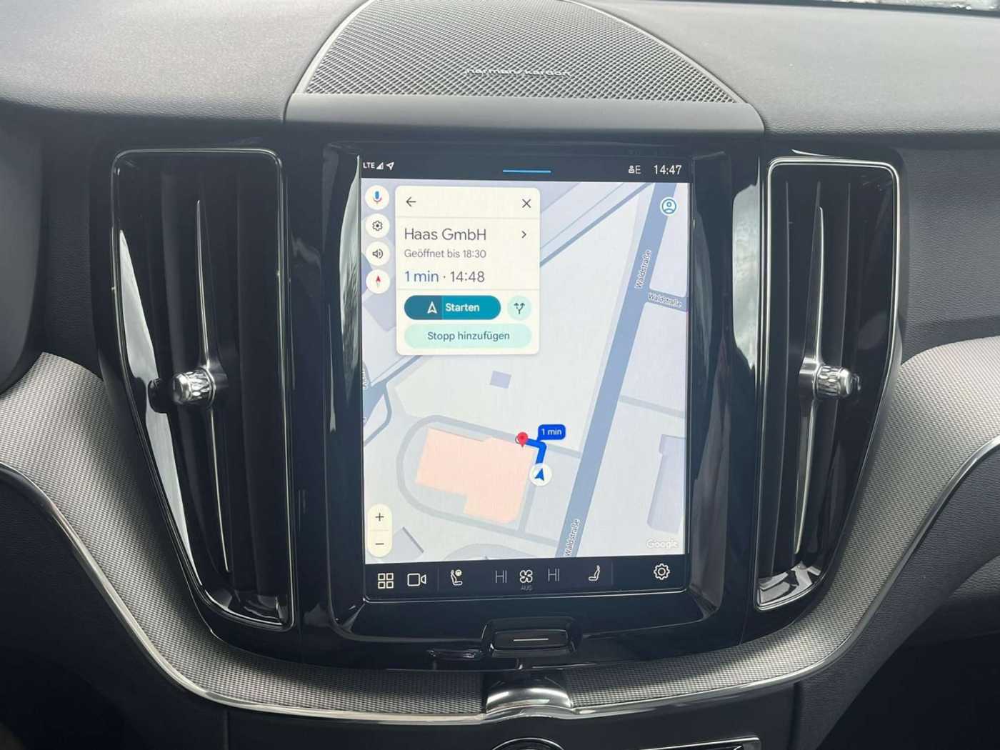 Volvo  T6 AWD Recharge Plus Dark Auto