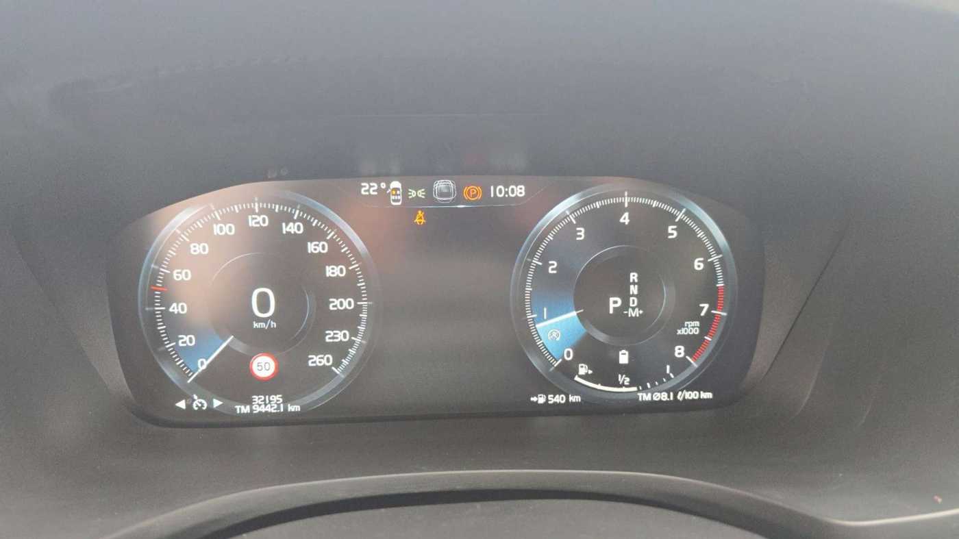 Volvo  B3 Geartronic Momentum Core