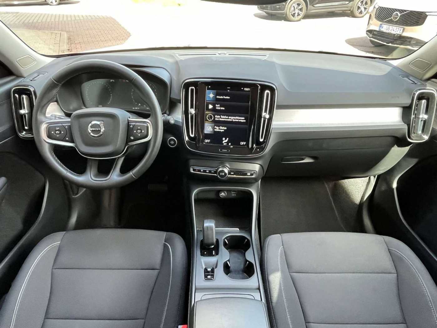 Volvo  T3 Momentum Pro Geartronic