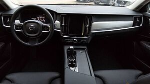 Volvo  B4 D AWD Plus Auto