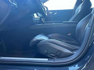 Volvo  D4 AWD Geartronic Pro