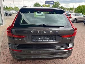 Volvo  B5 Momentum Pro Geartronic