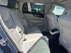 Volvo  T8 AWD Recharge Ultimate Bright Auto