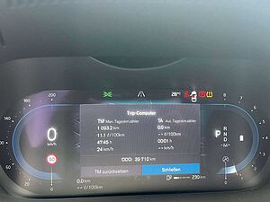 Volvo  B4 R Design Geartronic