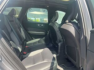 Volvo  T8 AWD Recharge R Design Geartronic