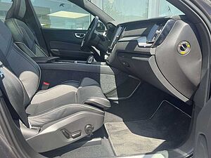 Volvo  T8 AWD Recharge R Design Geartronic