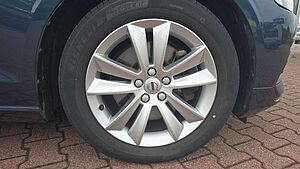 Volvo  B3 Geartronic Momentum Core