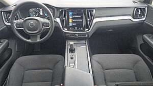 Volvo  B3 Geartronic Momentum Core