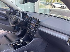 Volvo  B3 Plus Bright DCT