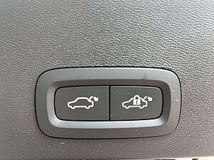 Volvo  T5 Recharge Inscription Expression