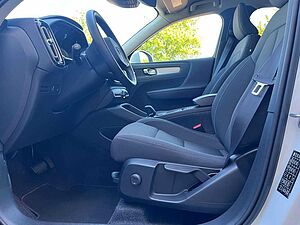 Volvo  T3 Momentum Pro Geartronic