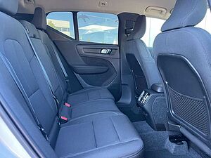 Volvo  T3 Momentum Pro Geartronic