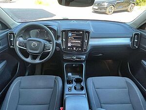 Volvo  T3 Momentum Pro Geartronic