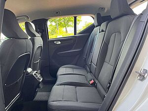 Volvo  T3 Momentum Pro Geartronic