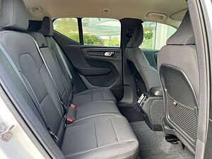 Volvo  T3 Momentum Pro Geartronic