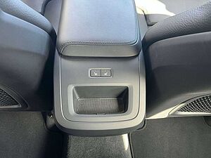 Volvo  B4 D Plus Dark Auto