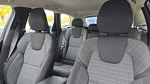 Volvo  B4 D Core Auto