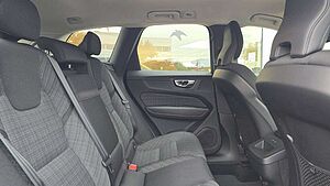 Volvo  B4 D Core Auto