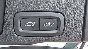 Volvo  B4 D Core Auto