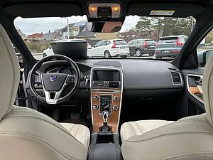 Volvo  Summum AWD T6