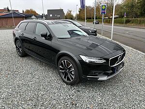 Volvo  Plus AWD