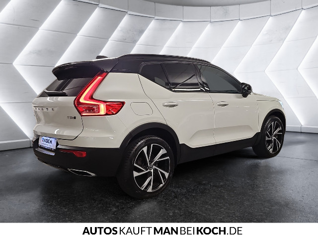 Volvo  XC40 T5 TWIN ENGINE Automatikgetriebe (132+60kW/180+82PS) R-Design