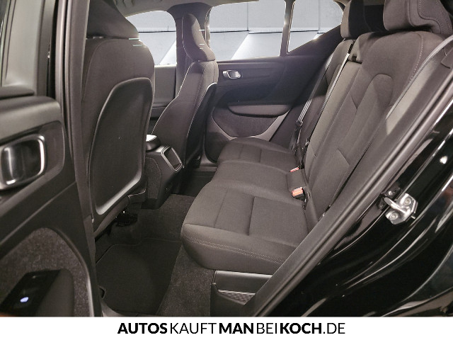 Volvo  XC40 Momentum Core, T2 Schaltgetriebe