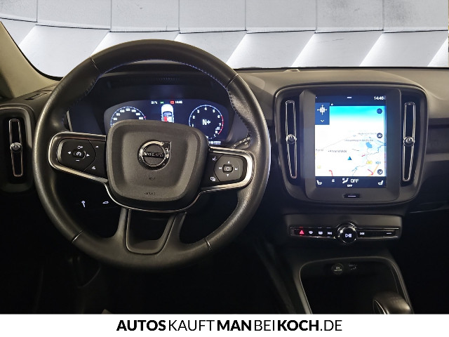 Volvo  XC40 Momentum Core, T2 Schaltgetriebe