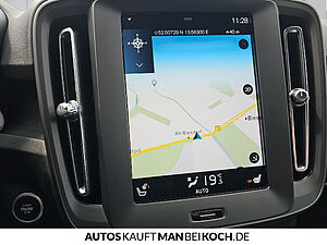 Volvo  XC40 Momentum Core, T2 Schaltgetriebe