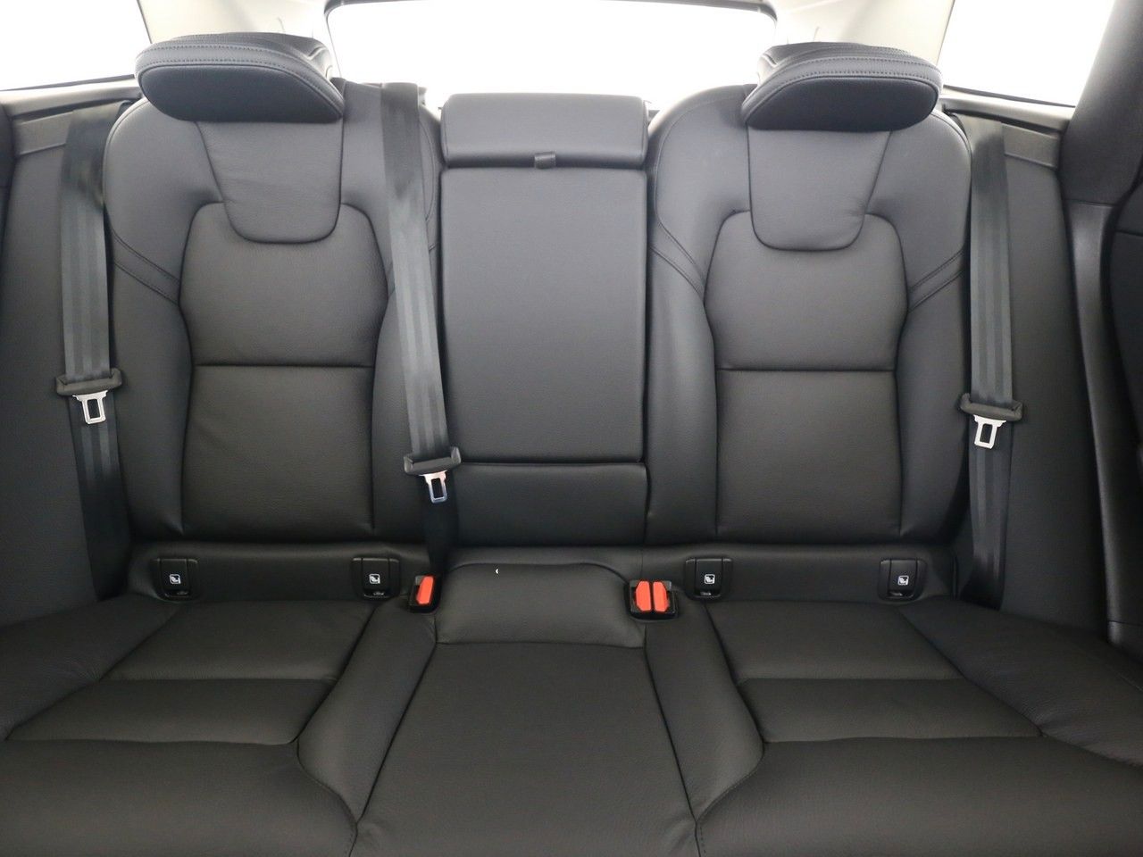 Volvo  B4 Plus Dark*AWD*Standh*LED*360°