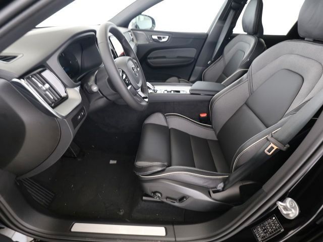 Volvo  T8 Plus Black Edition Rech Plug-In Hybrid