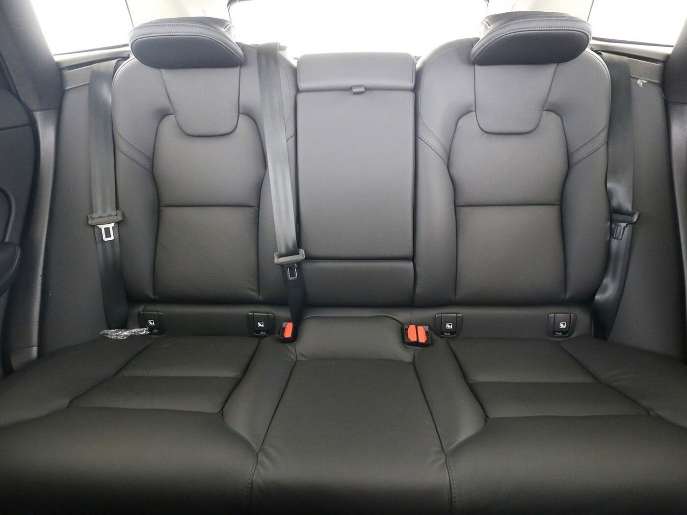 Volvo  B4 Plus Dark AWD*Standh*360°*