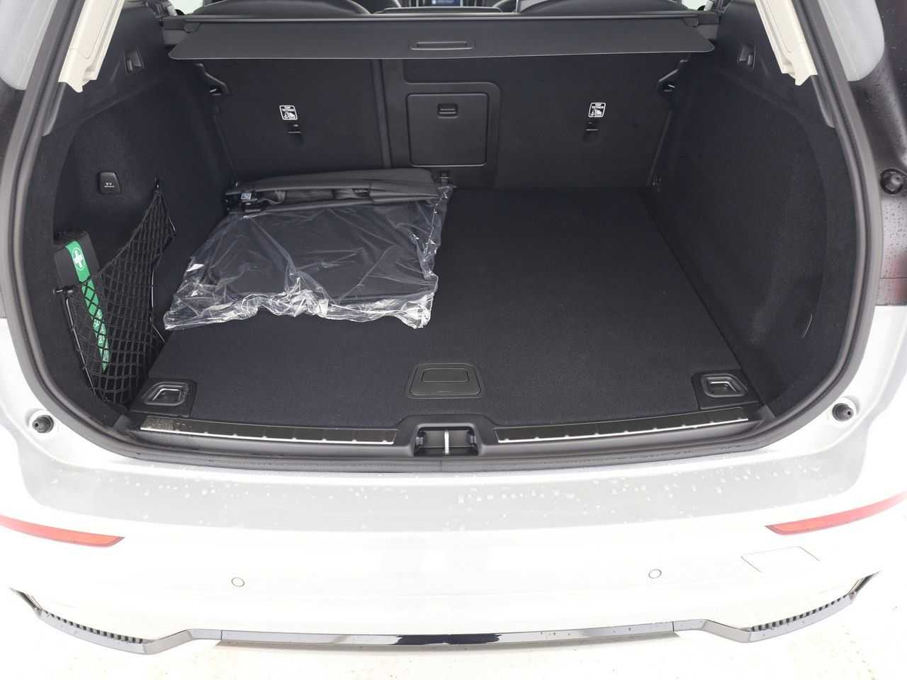 Volvo  B4 Plus Dark AWD*Standh*360°*
