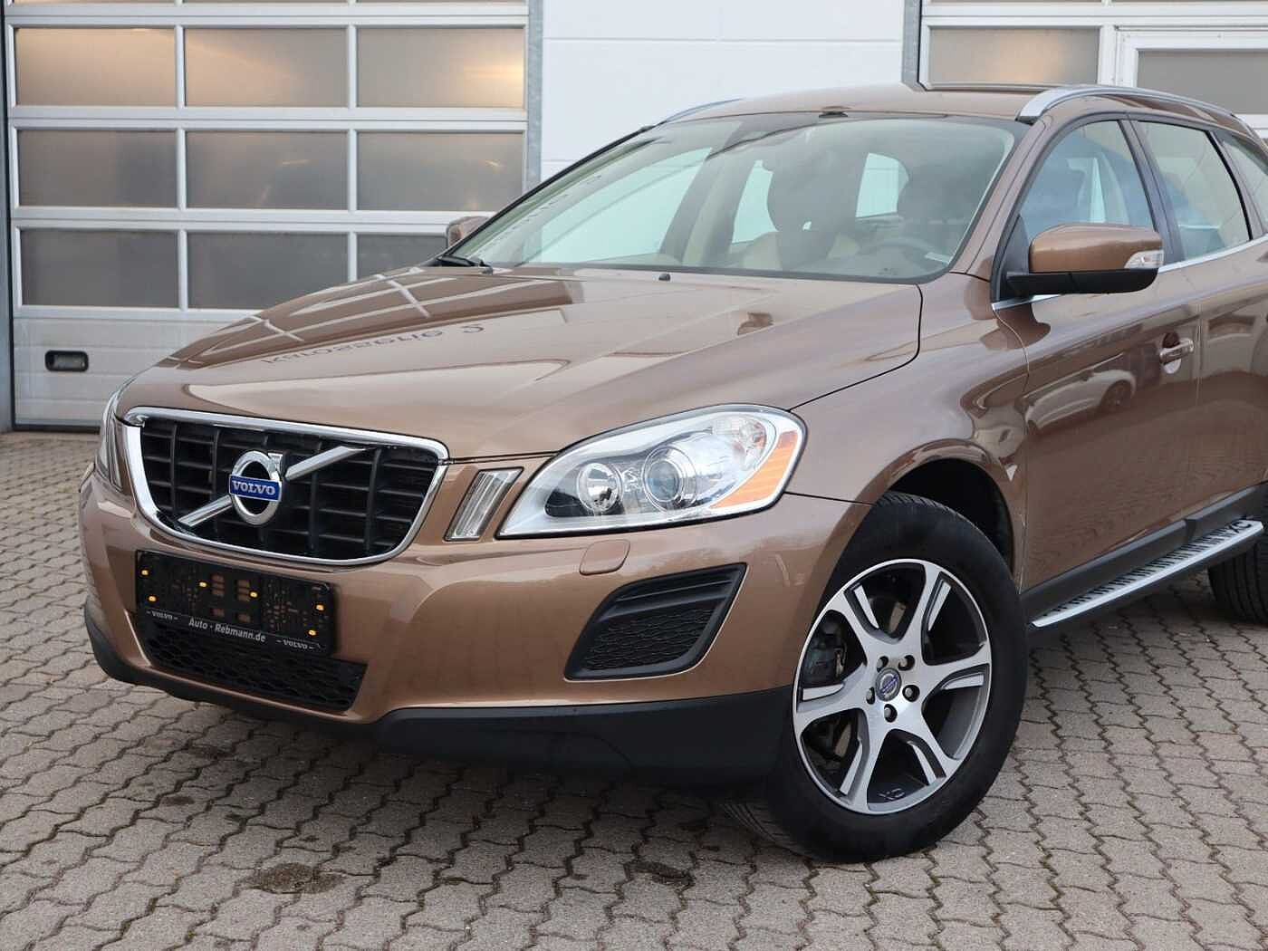 Volvo  Summum Drive BiXenon*Leder*1.Hd*StdHzg