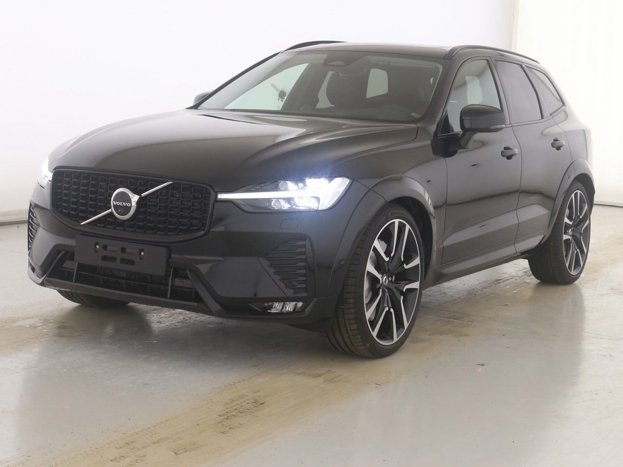 Volvo  B4 Ultimate Dark AWD*Luftf*B&W*Standh*