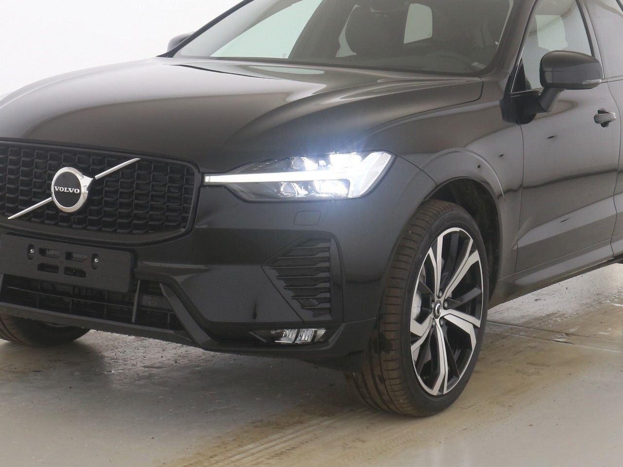 Volvo  B4 D Ultimate Dark Auto