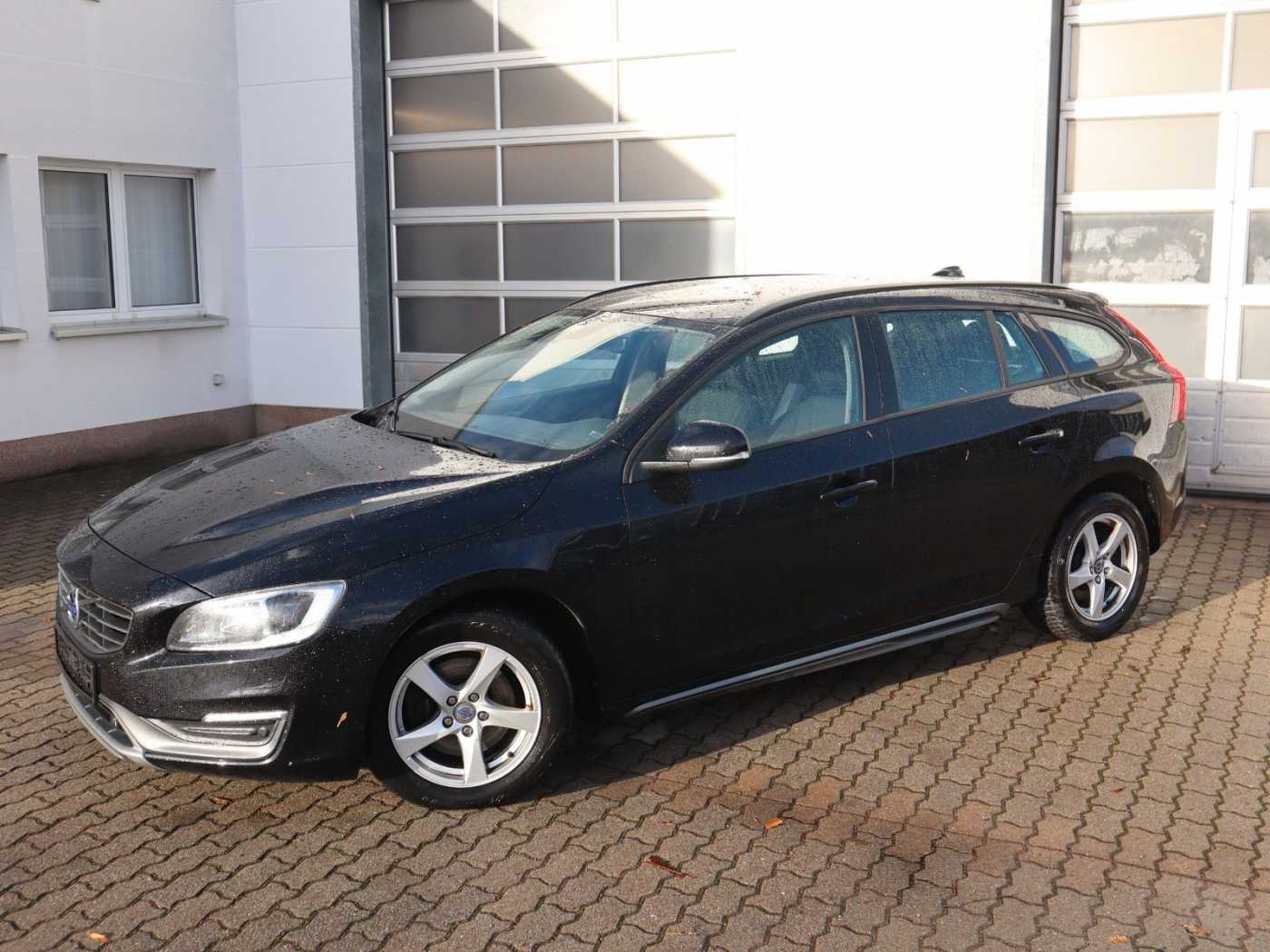 Volvo  D4 AT Bi-Xenon*Navi*PDC*Tempomat