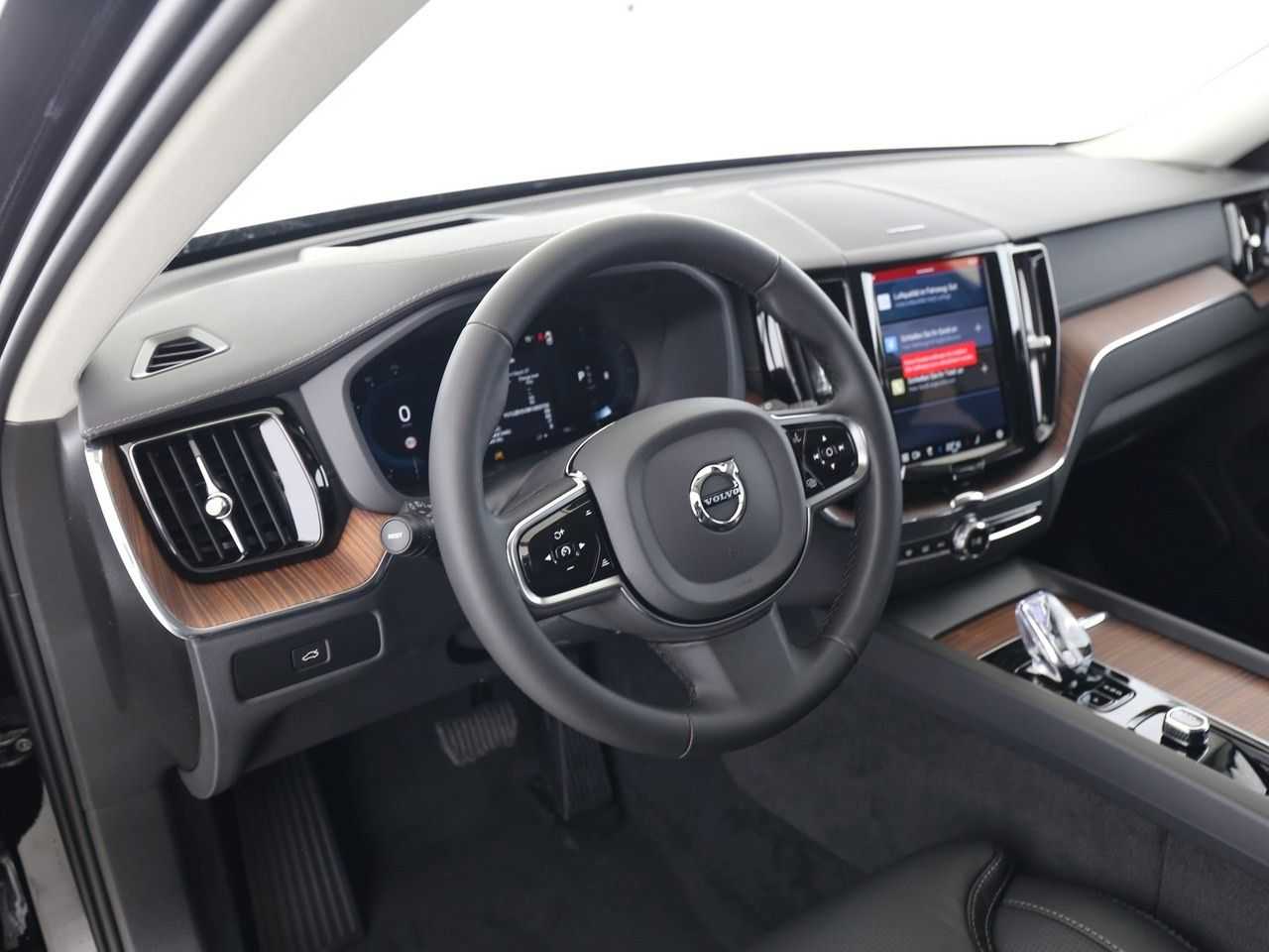 Volvo  B4 Ultimate Dark AWD*Luft*Massag*Standh*